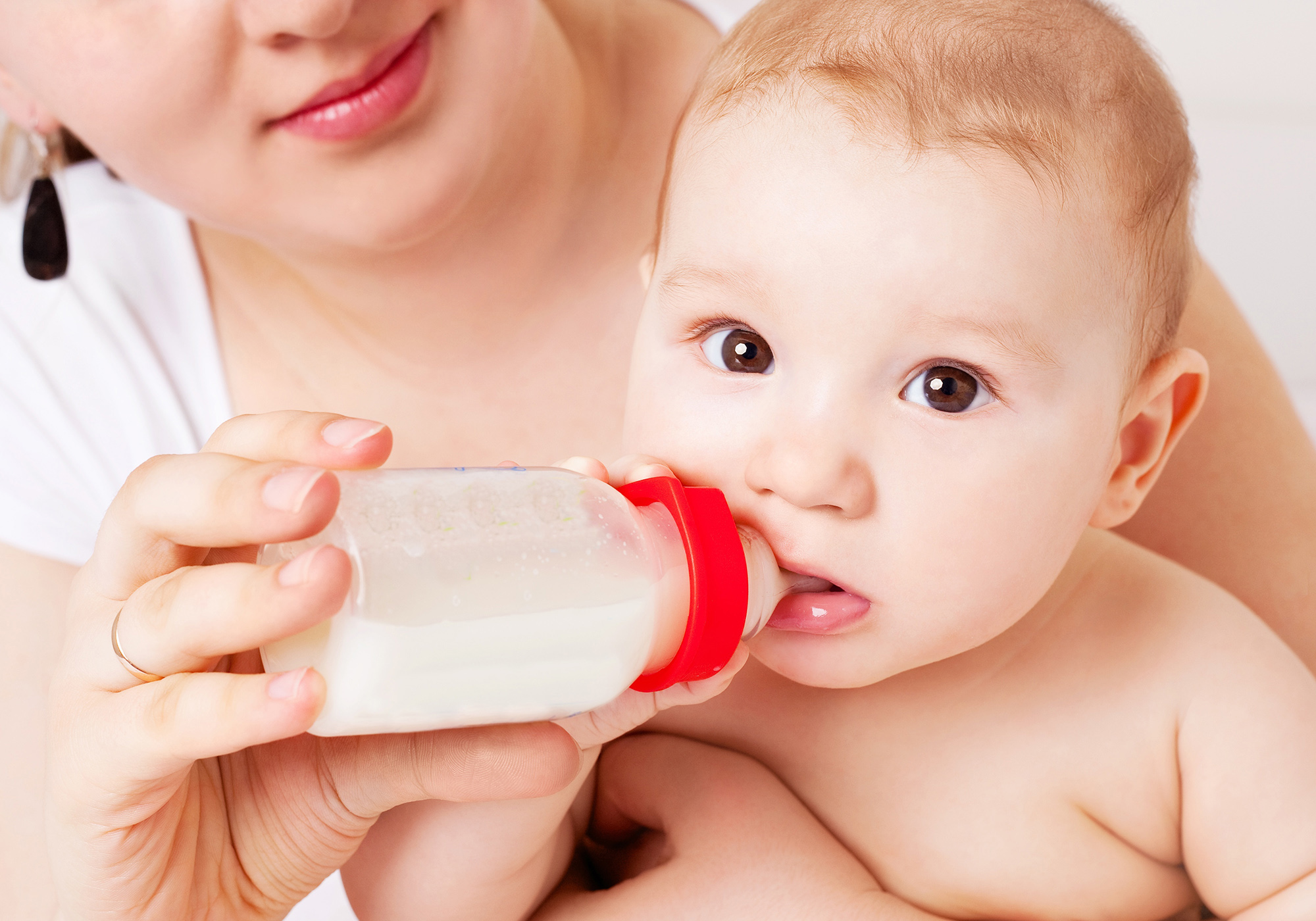 寶寶不停打嗝干著急？止嗝方法看這里